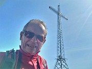 47 Alla croce di vetta del Monte Zucco (1232 m)